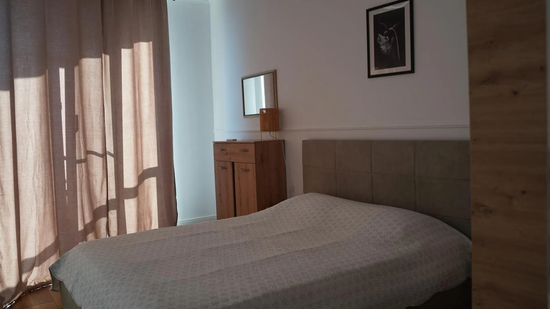 Atlantis Atmosphere Apartment Burgas